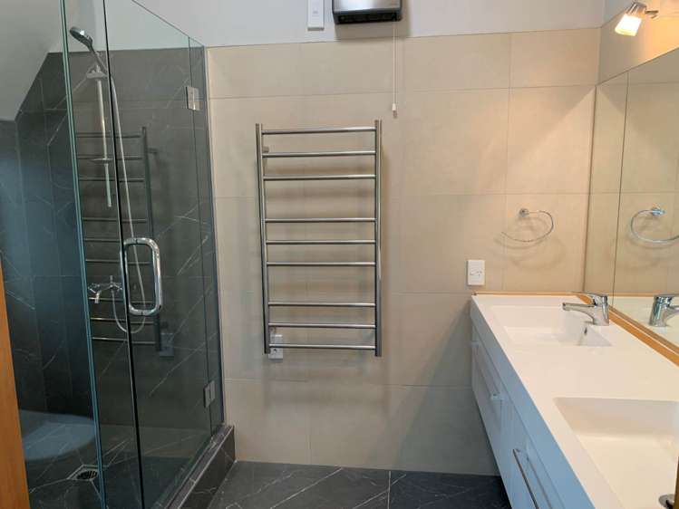 69 Croft Lane Riverhead_17