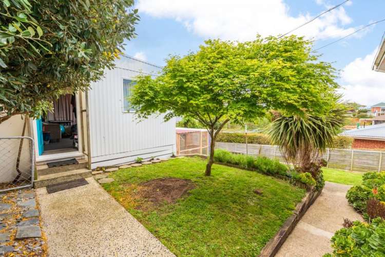 23 Duckworth Street Andersons Bay_18