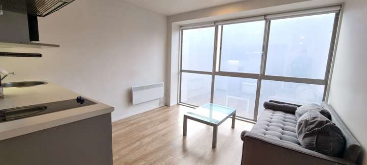 8M/147 Hobson St_0