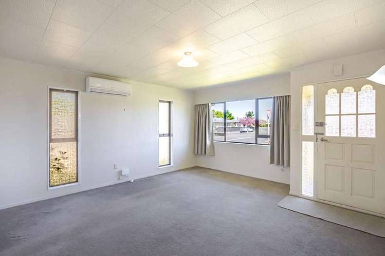 61 Allardice Street Dannevirke_12