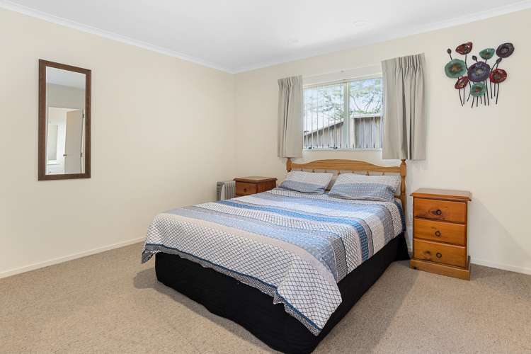 51 Mahonia Place Pyes Pa_10