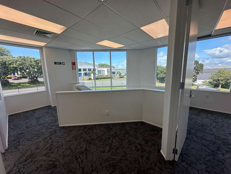 12 Vestey Drive Mount Wellington_3