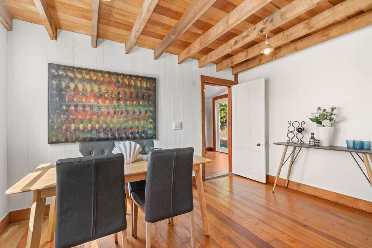 83 Anawhata Road_2