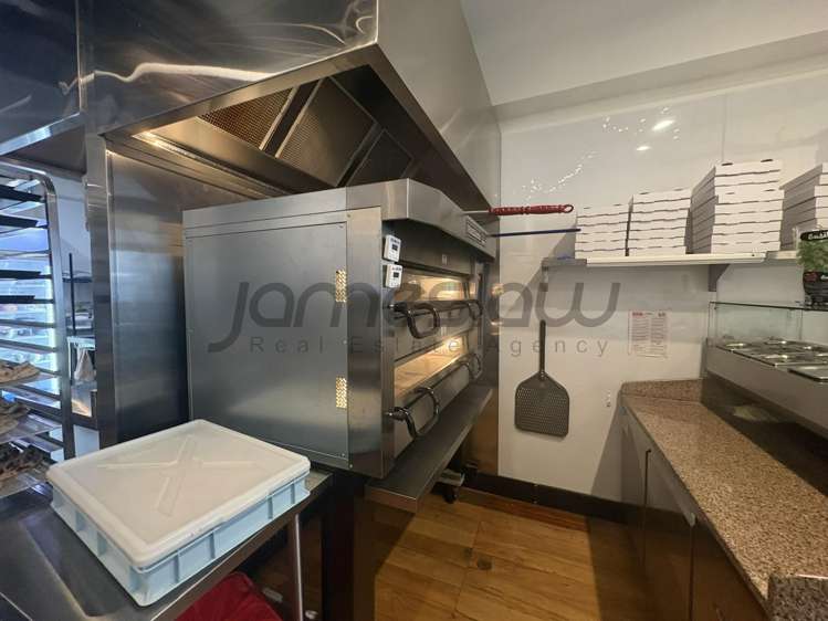 Shop 8 Achilles House City Centre_12