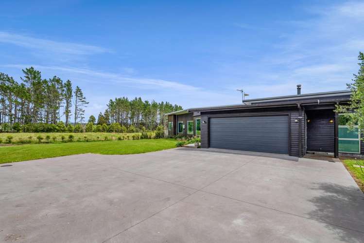 438B Alfred Road Egmont Village_37