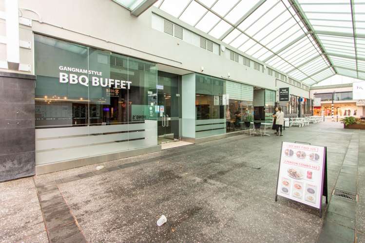 Shop 11/62-78 Hurstmere Road_0