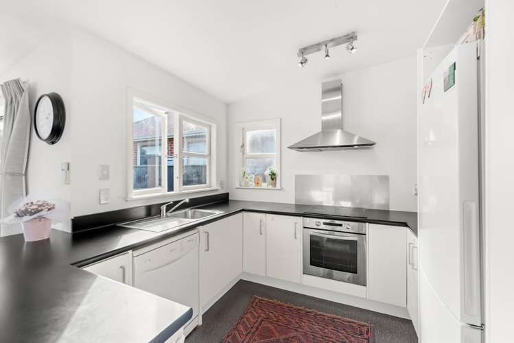 13 Richmond Street Petone_8