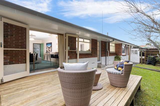 1/4 Walpole Avenue Hillpark_4