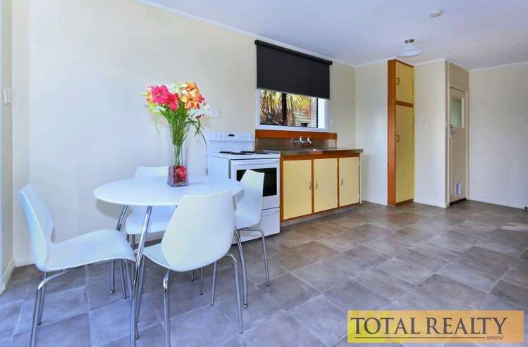 16 De Havilland Street Hornby_7