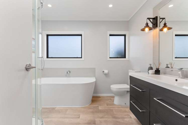 113 Waitangi Falls Road Glenbrook_25