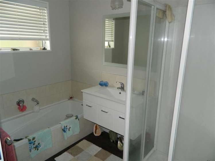 12 Laing Crescent Heathcote Valley_5