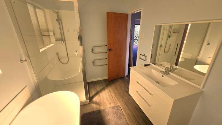  3 Owaka Close Kelson_16