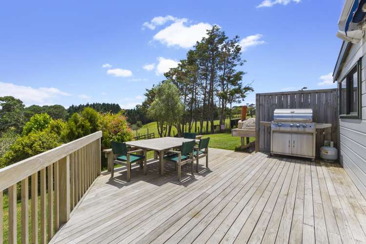 748 Ridge Road Riverhead_16