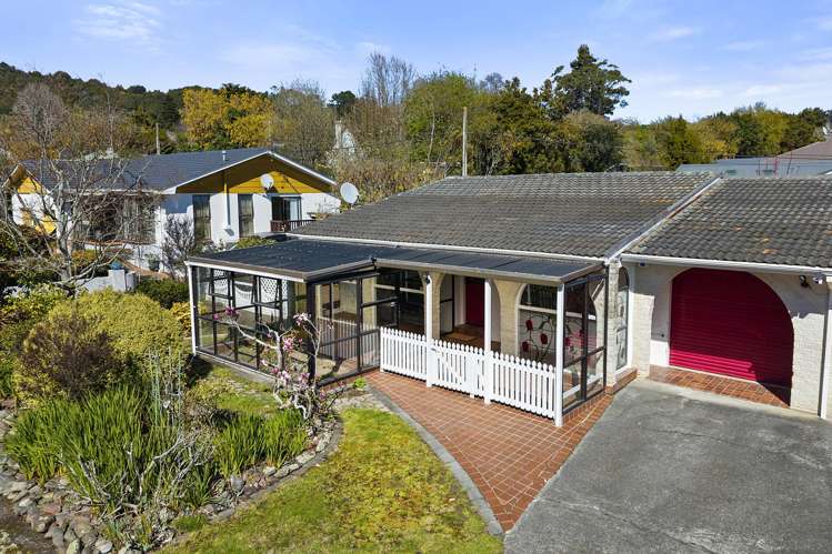 2/28 Marlborough Street Silverstream_0