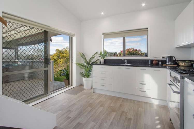 107 Thompsons Track Aongatete_8