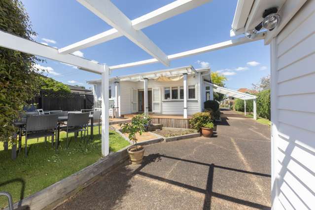 2 Lauchlan Avenue Epsom_1