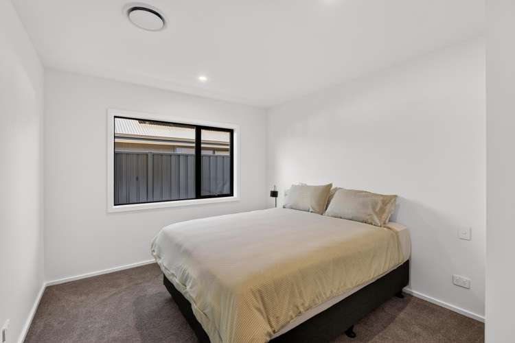 8 Annie Aranui Drive Poraiti_17