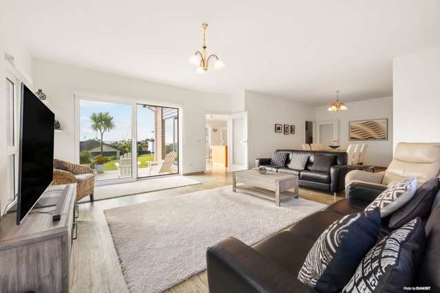 61 Roberta Crescent Orewa_2