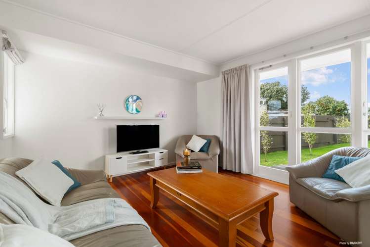 27 Hamilton Drive Waiuku_13