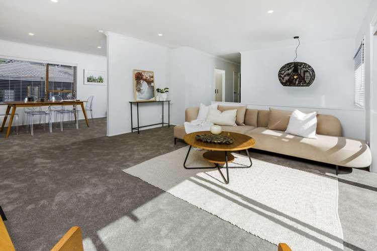 1/23 Beach Road Castor Bay_2