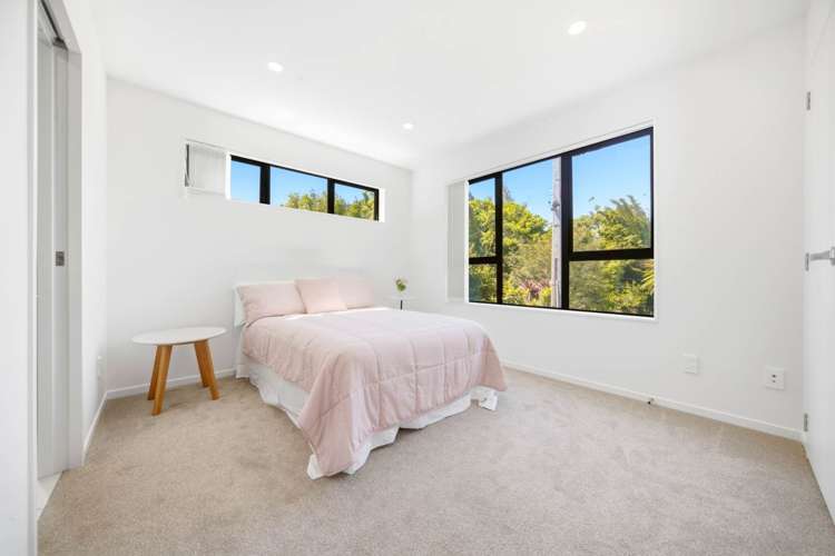 30D Lowtherhurst Road Massey_18