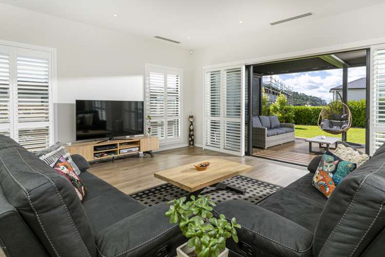 80 Riverhead Point Drive Riverhead_10