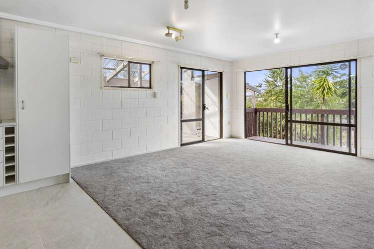 2/90 Browns Bay Road Rothesay Bay_16