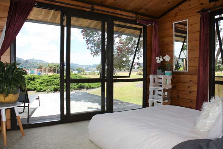 12 Ajax Head Pauanui_6