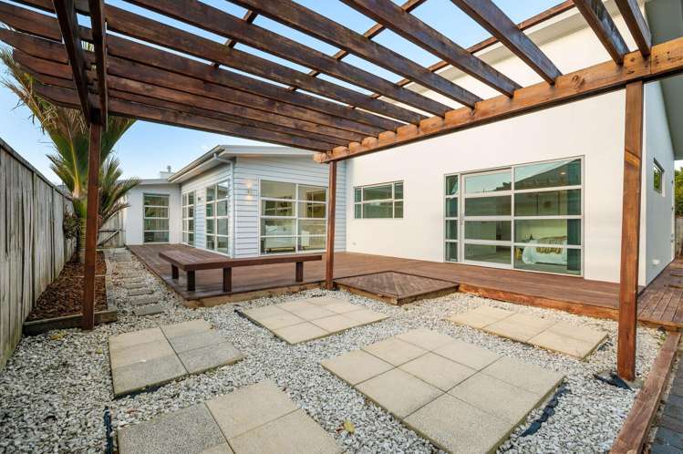 106 Saint James Drive Huntington_15