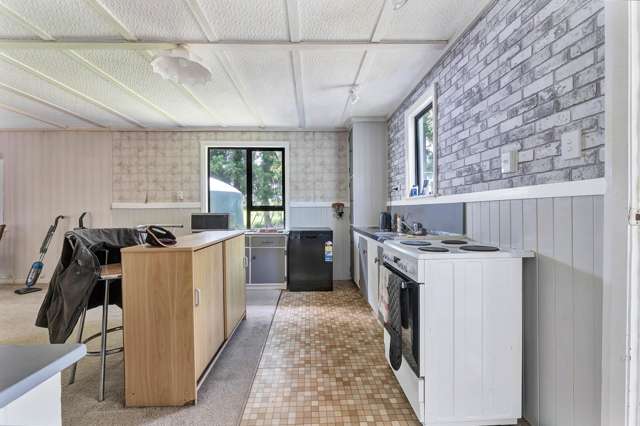 19 Standish Road Toko_3