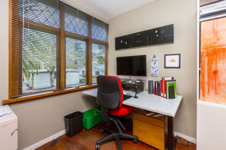 7 Elmslie Road Pinehaven_16