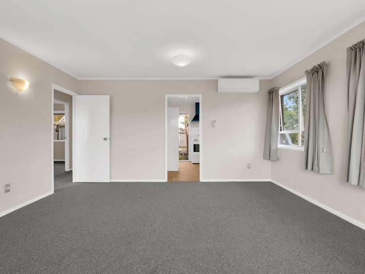 2/30 Simkin Avenue_5