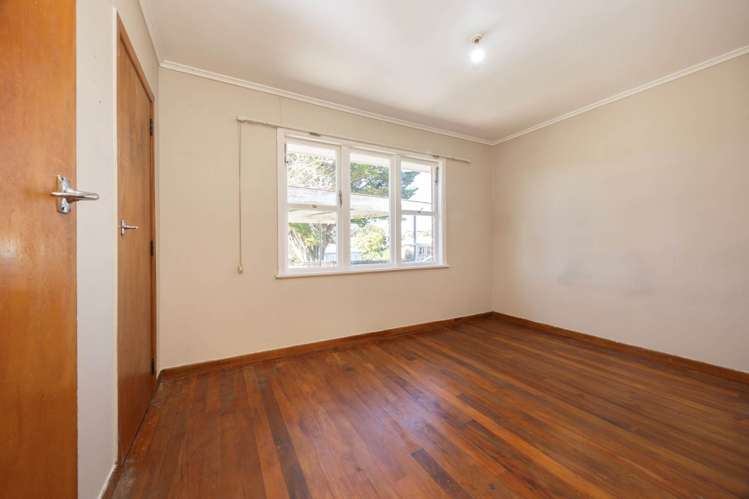 38 Longburn Road Henderson_9