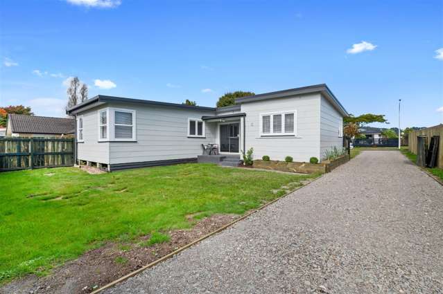 11 Holland Street Glenholme_1