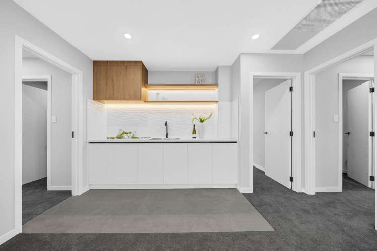 35 Hing Street Flat Bush_36