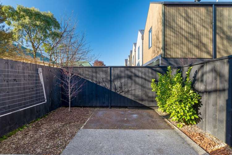 1/6 Trent Street Linwood_13