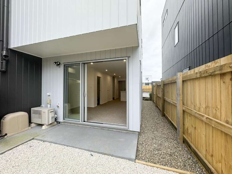 49 Ngae Place Mangere East_12