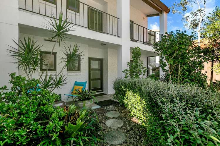 3/34 Waiwera Place Waiwera_18