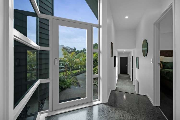 50 Roto Street Hurdon_12