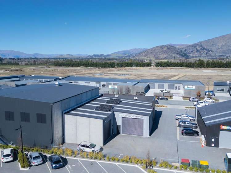 7 McCormick Street Wanaka_2