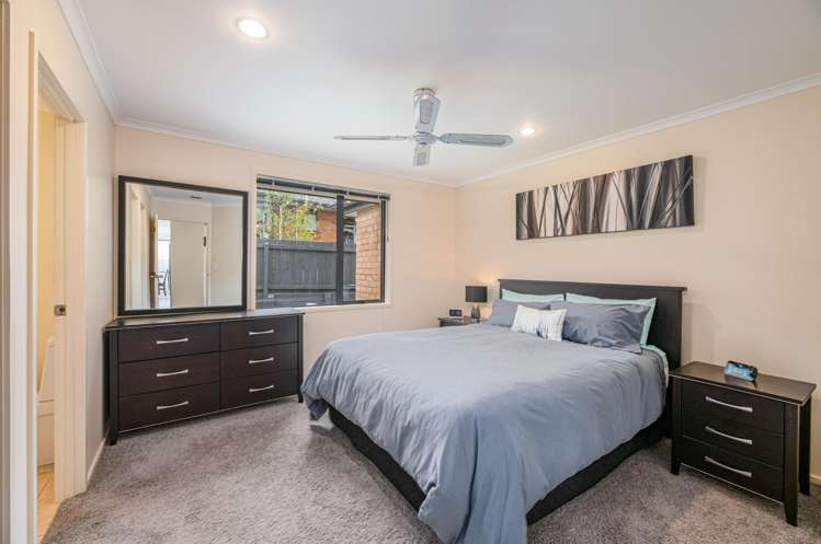 9 Chelmsley Avenue Henderson_11