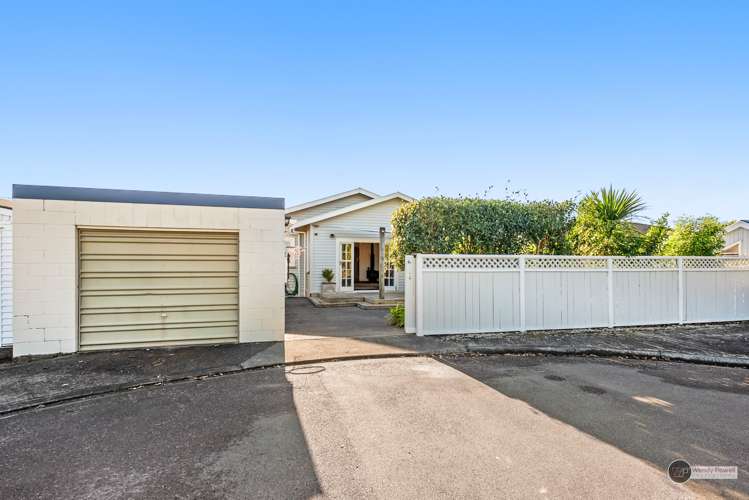 16 Montague Street Alicetown_21