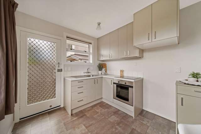 Flat 1/41 Lyndon Street Riccarton_3