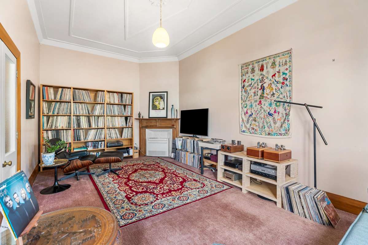 35 Lawrence Street_3