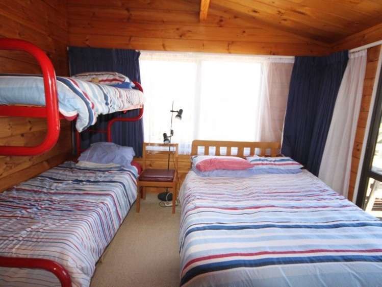 38 Champion Place Pauanui_25