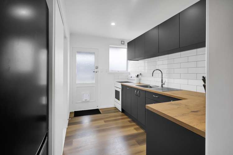 3b Bideford Street Brooklands_4