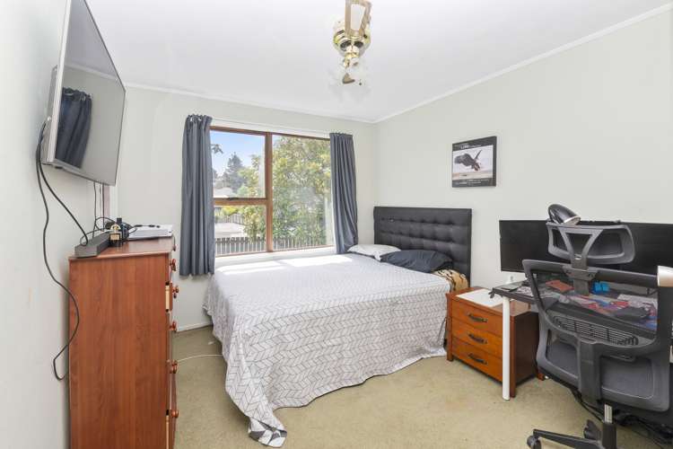 4 Capricorn Place Glen Eden_11