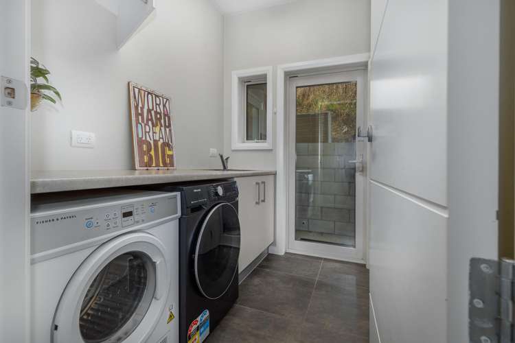 18 Kahurangi Heights Aotea_25