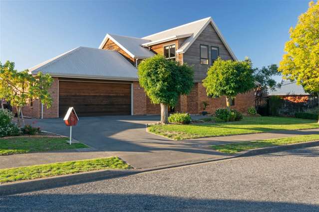 20 Karina Crescent Redwoodtown_2