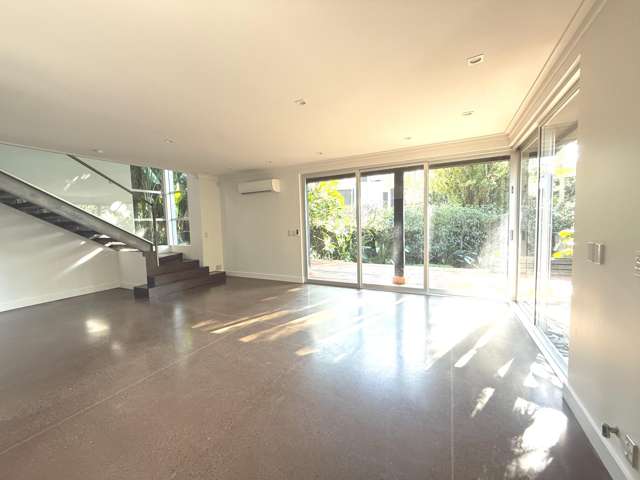28b Godden Cres Mission Bay_2